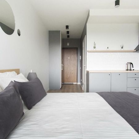 Uptown Studio Apartment VNO Esterno foto