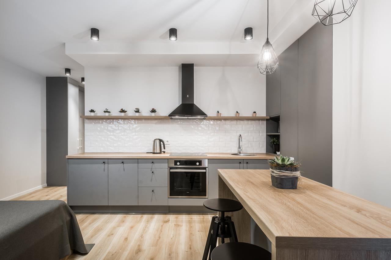 Uptown Studio Apartment VNO Esterno foto