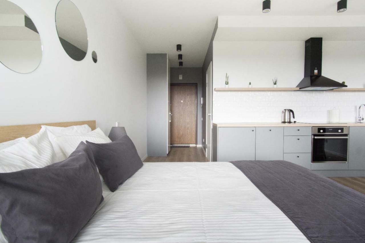 Uptown Studio Apartment VNO Esterno foto